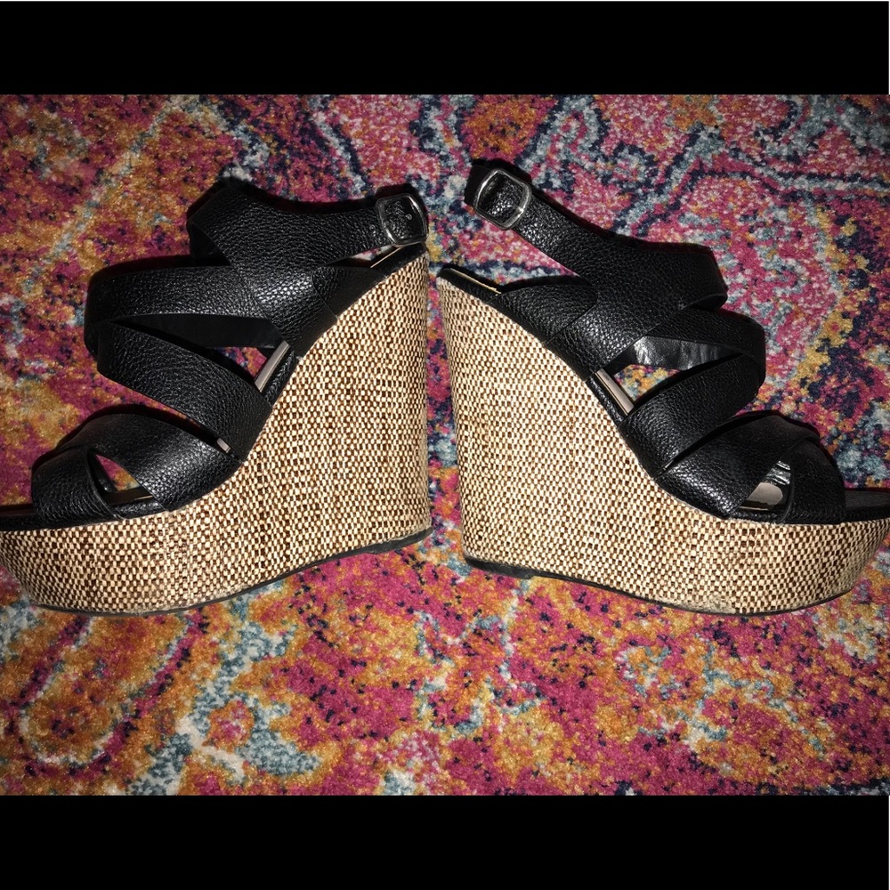 De Blossom Collections Black strap wedges